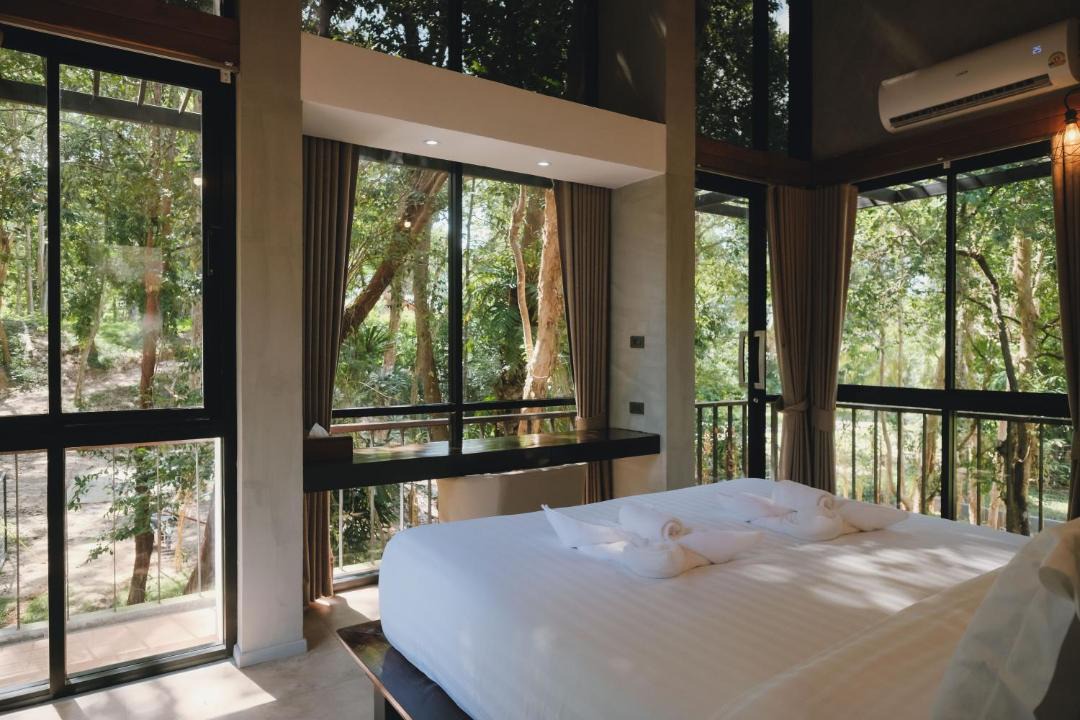 Ban Thalane Ski Chalet | Loy Valley