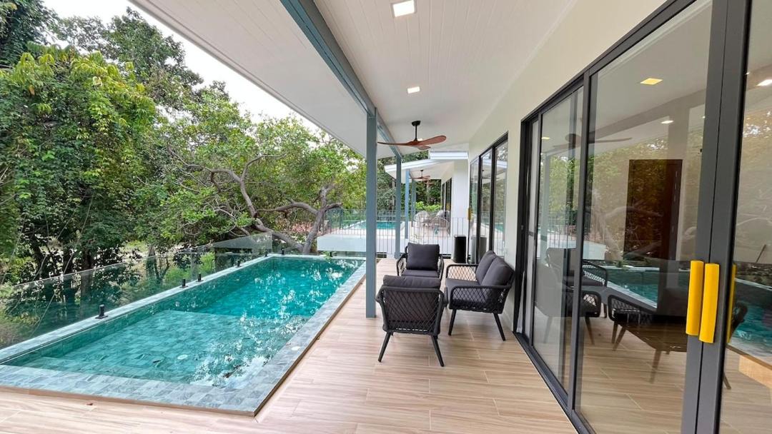 Srithanu Villa | Ploy at Zen Village Private Pool Villa
