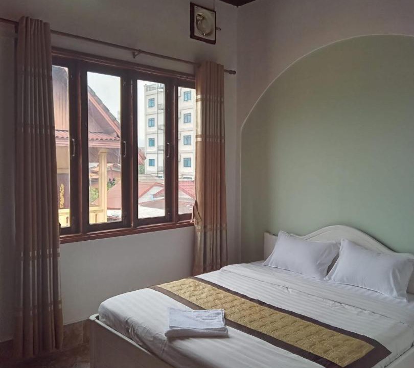 Vang Vieng Hotel | Vangvieng Queen house