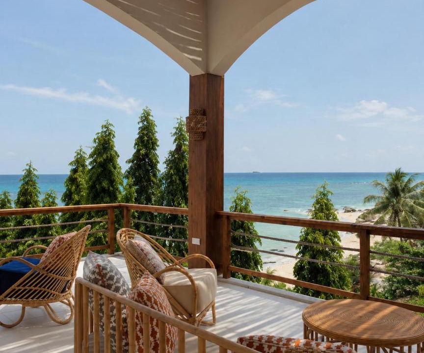 Haad Pleayleam Apartment | Baan Jai Dee Beach Front Hotel