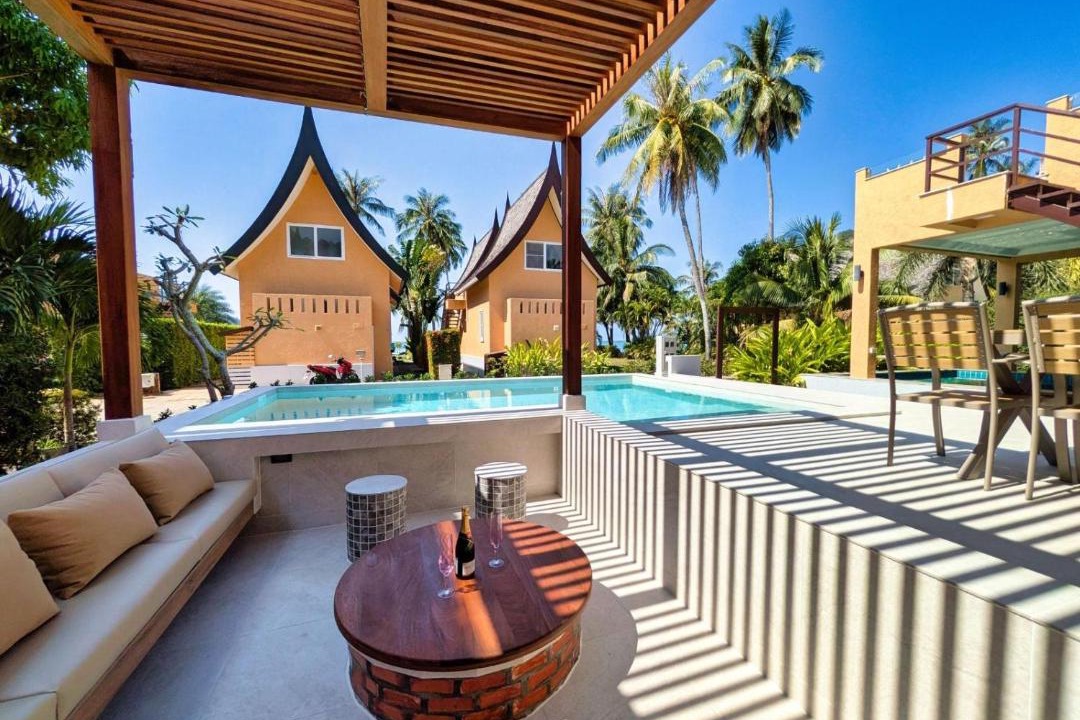 Klong Son Villa | Sunrise Beach Villa
