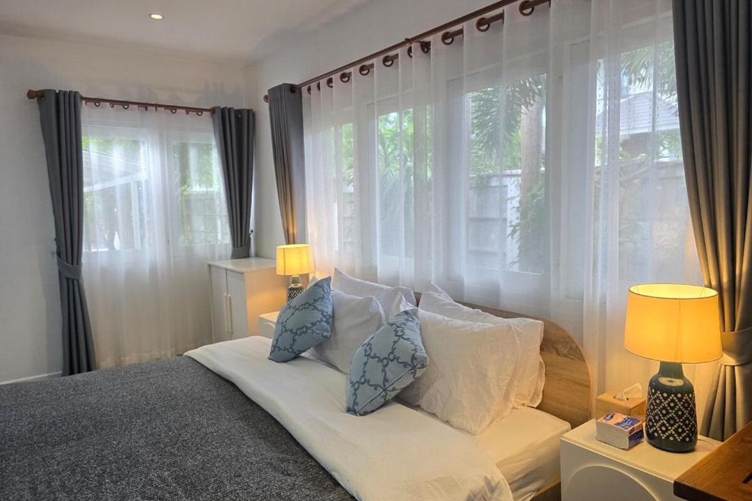 Chang Phueak Villa | J-O-Y Lanna Pool Villa Near Nimman 5 mins