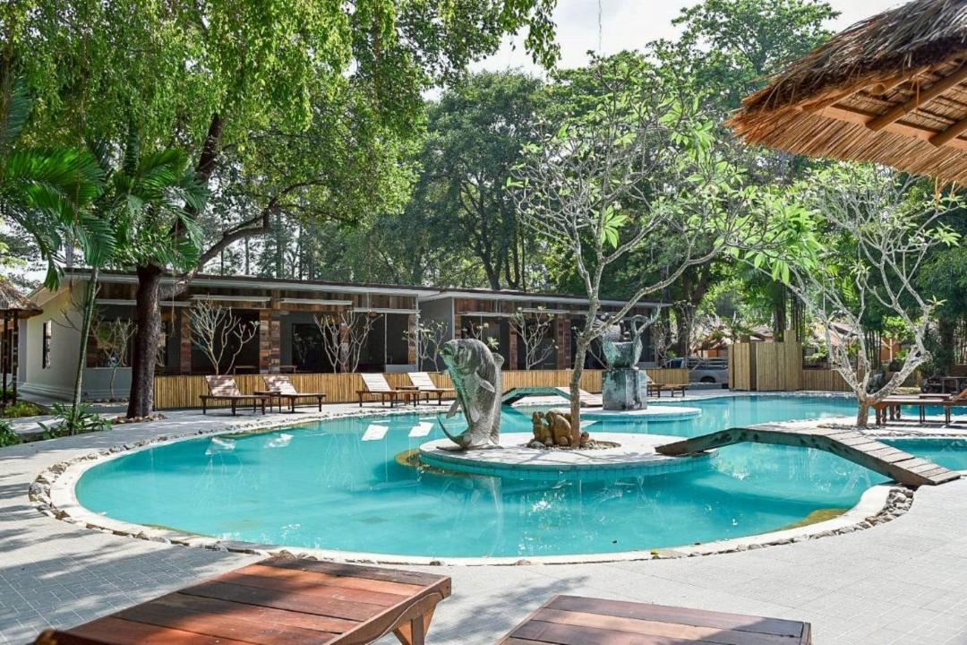 Khlong Khut Resort | Villa Cha Cha Chaolao Beach Resort