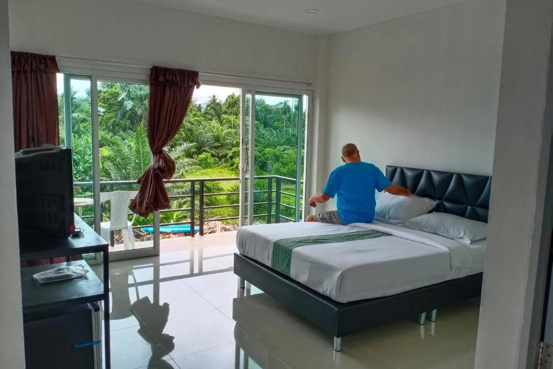 Khuraburi Hotel | Tom's house
