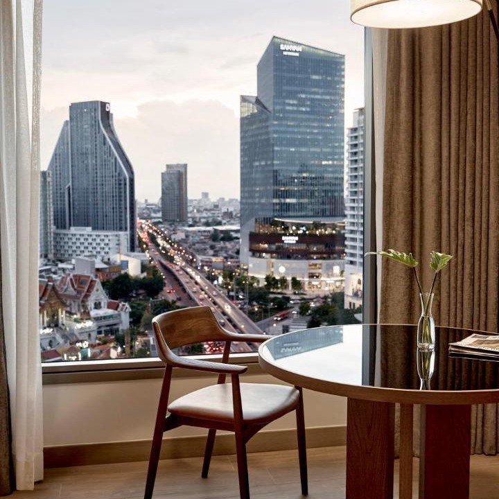 Silom Hotel | Montien Hotel Surawong Bangkok