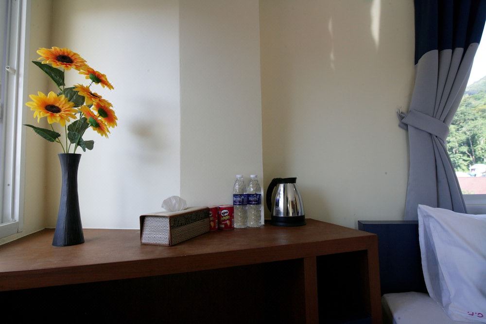Photo of Livingroom in Nanai Road