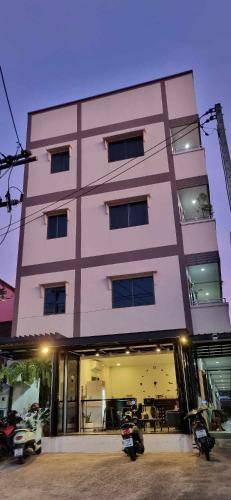 Photo of Buildings in Talat Yai