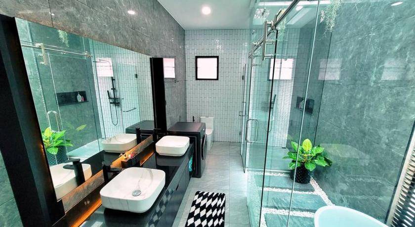 Photo of Bathroom in Si Sunthon