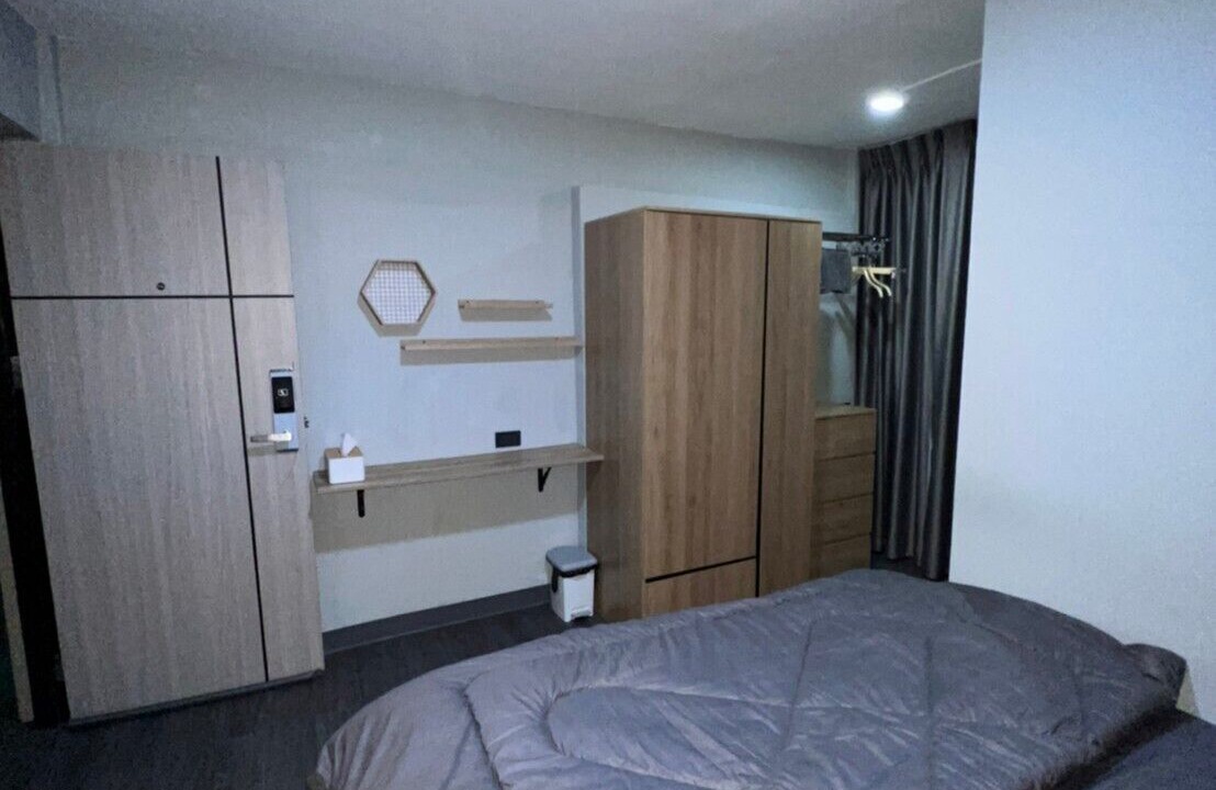 Photo of Bedroom in Phra Khanong Nuea