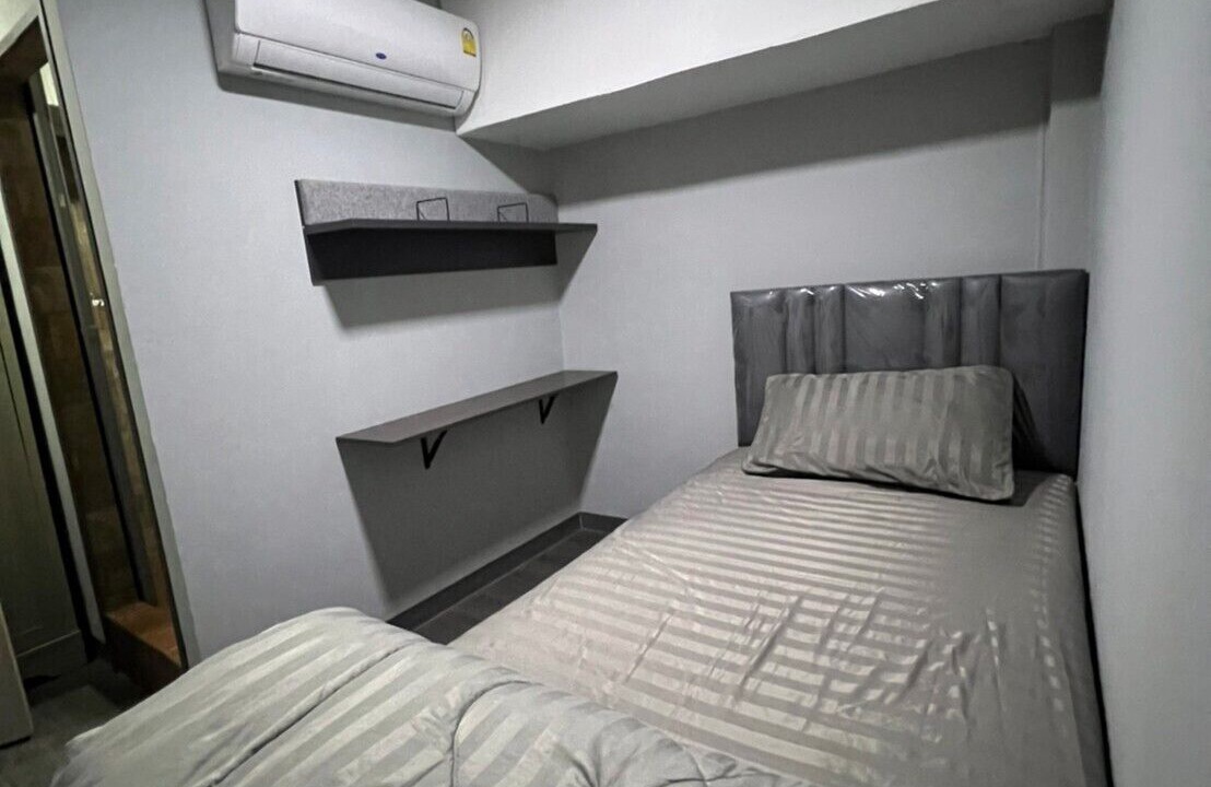 Photo of Bedroom in Phra Khanong Nuea