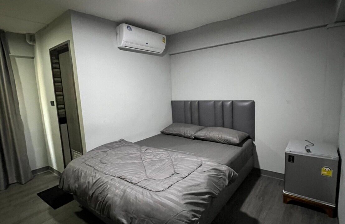 Photo of Bedroom in Phra Khanong Nuea