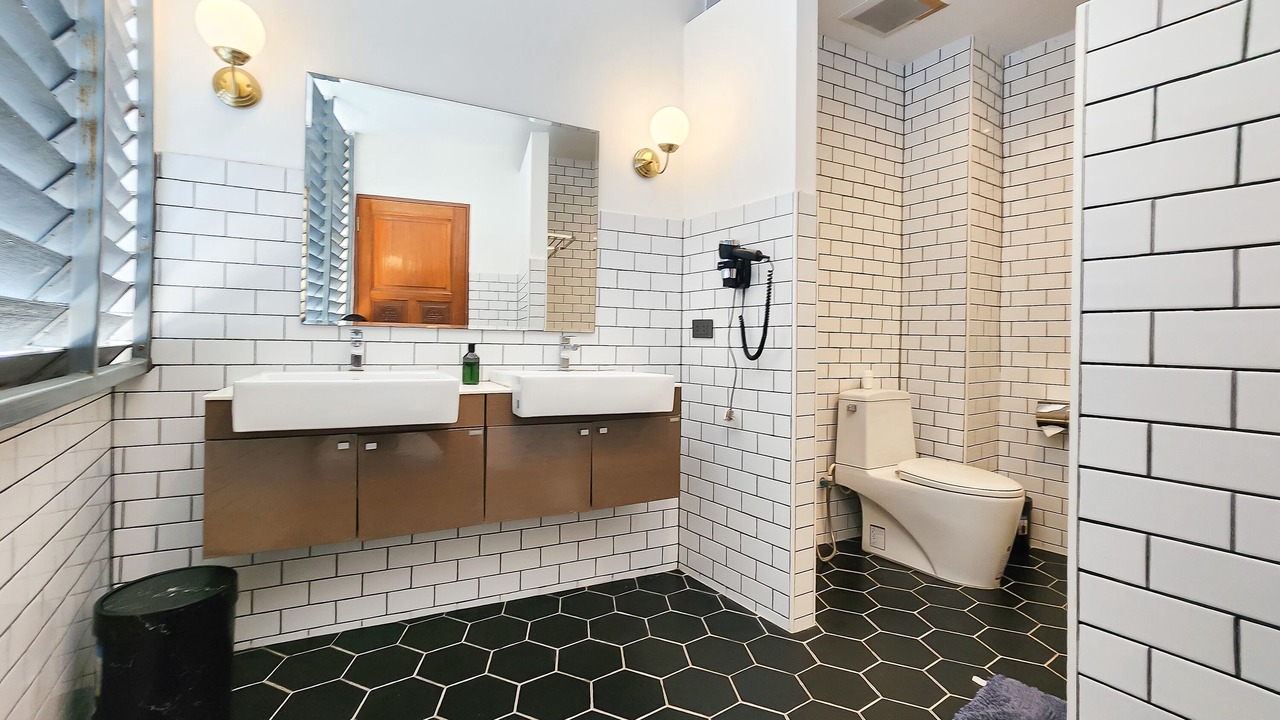 Photo of Bathroom in Talat Noi