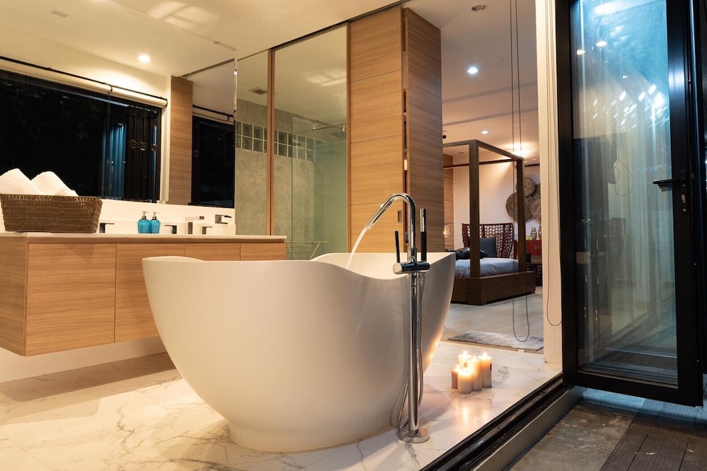 Photo of Bathroom in Khlong Tan Nuea