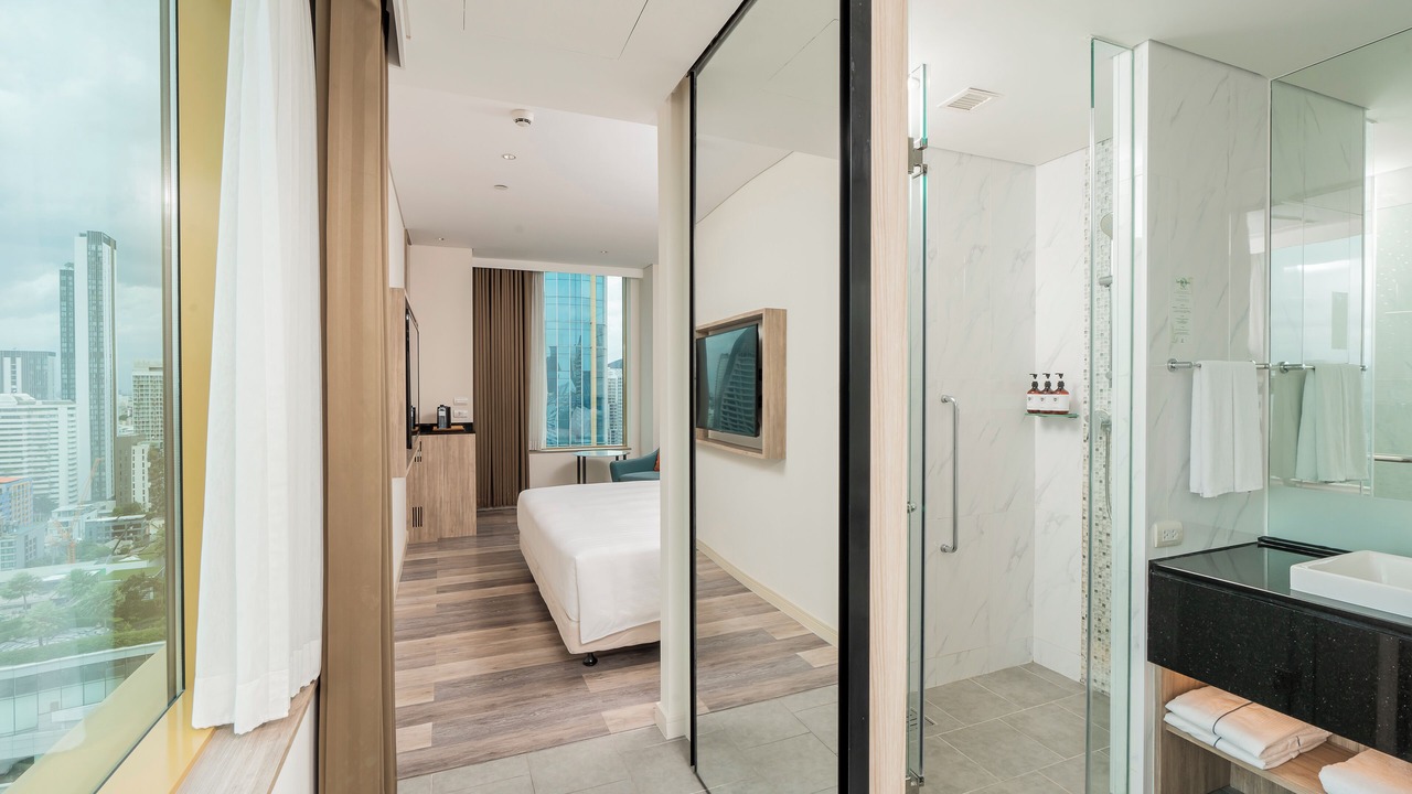 Photo of Bedroom in Khlong Toei Nuea
