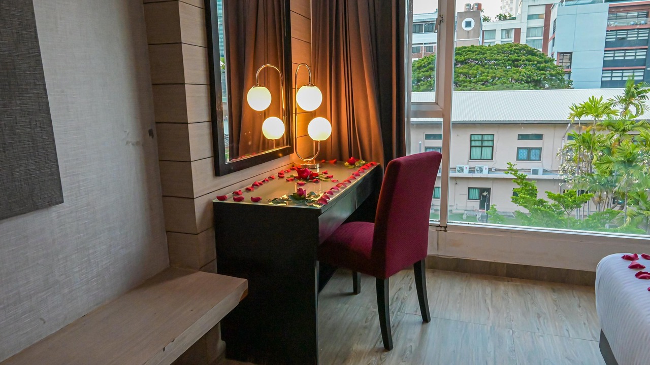 Photo of Bedroom in Ploenchit