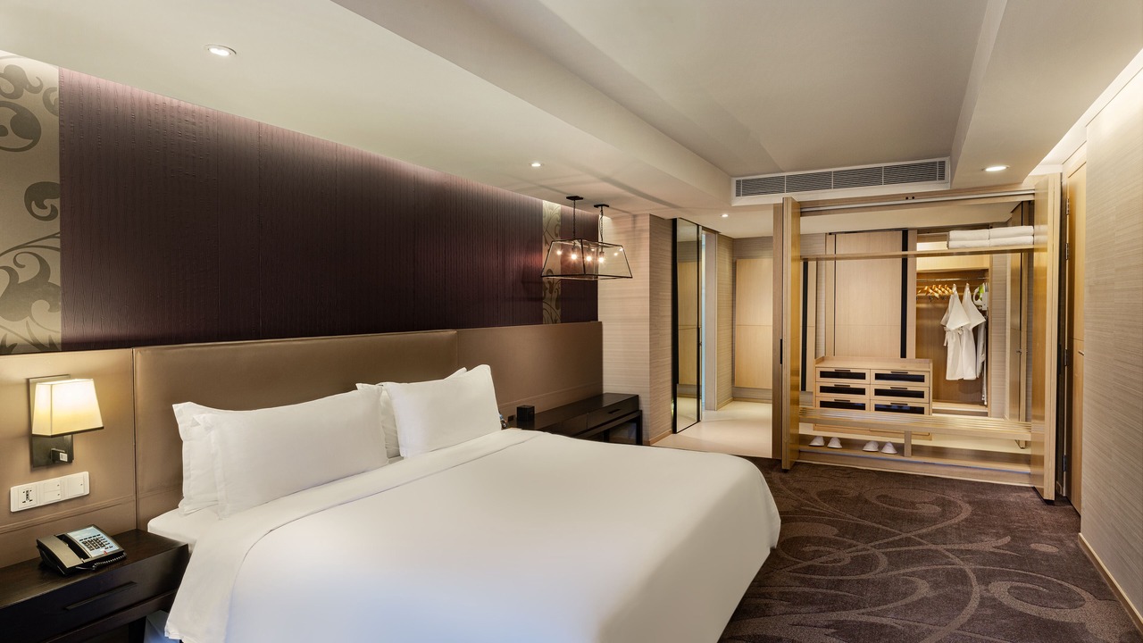 Photo of Bedroom in Khlong Toei Nuea