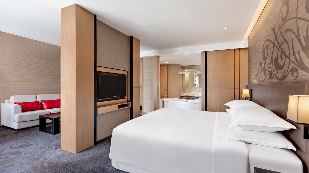 Photo of Bedroom in Khlong Toei Nuea