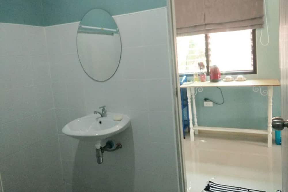 Photo of Bathroom in Si Sunthon
