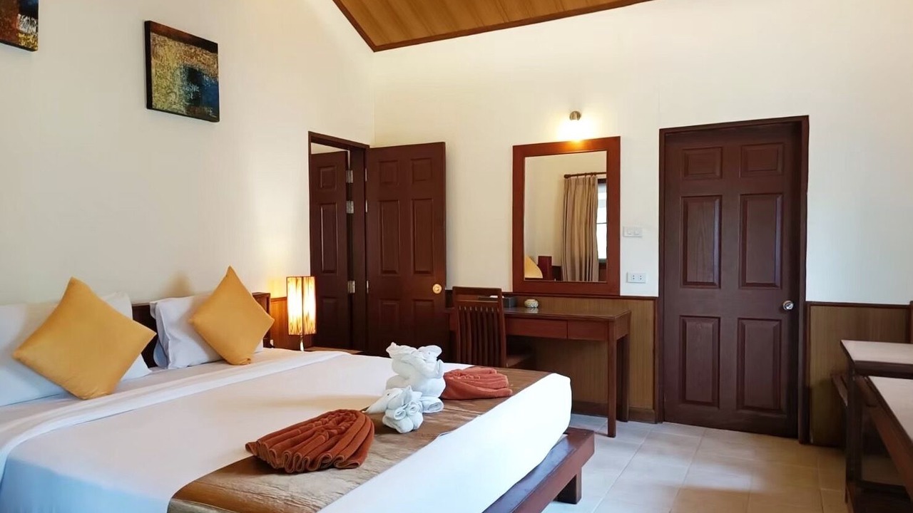 Photo of Bedroom in Mae Nam