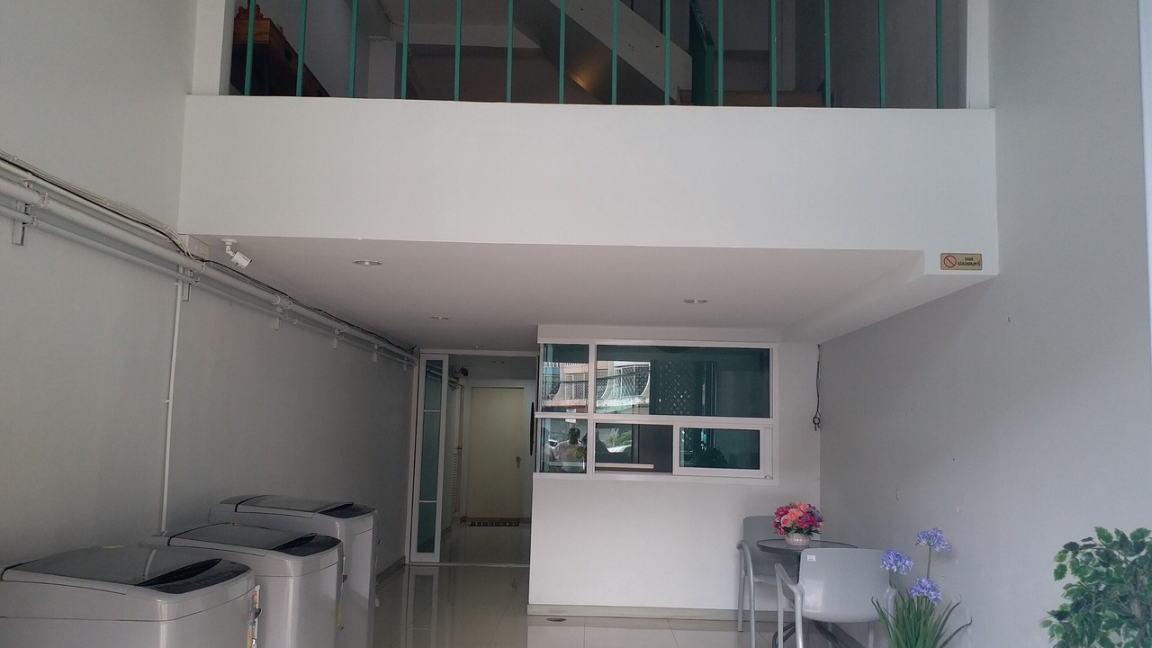 Photo of Others in Bang Phlat