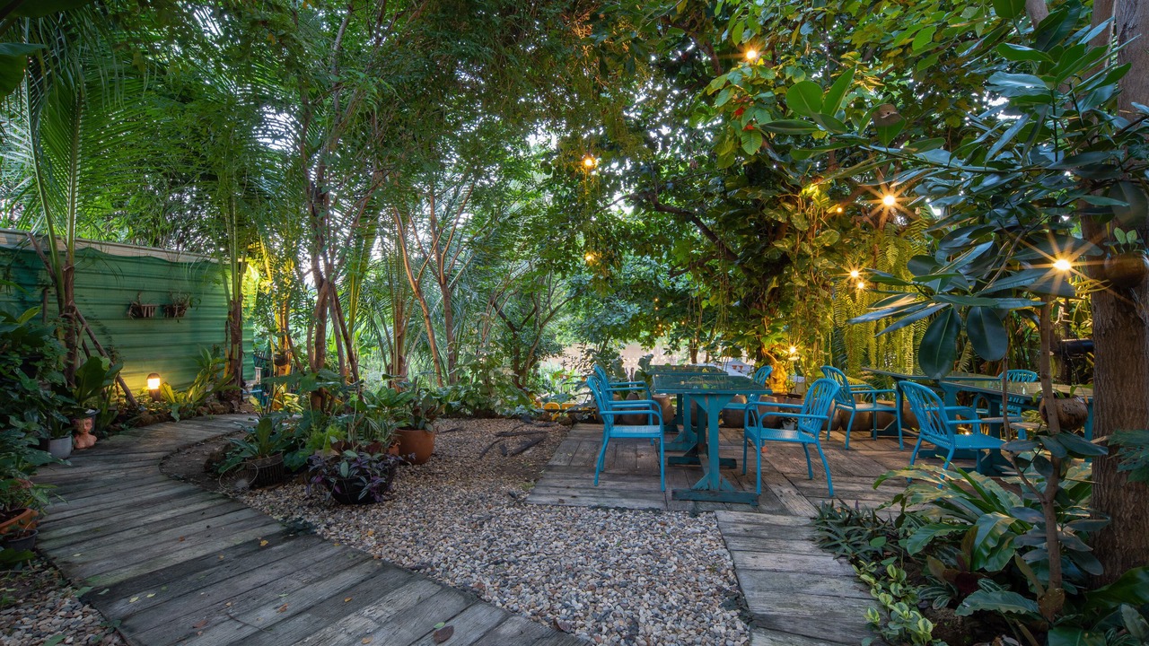 Photo of Outdoor in Pa Tan