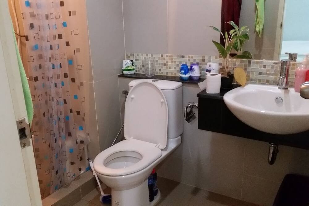 Photo of Bathroom in Khlong Chan