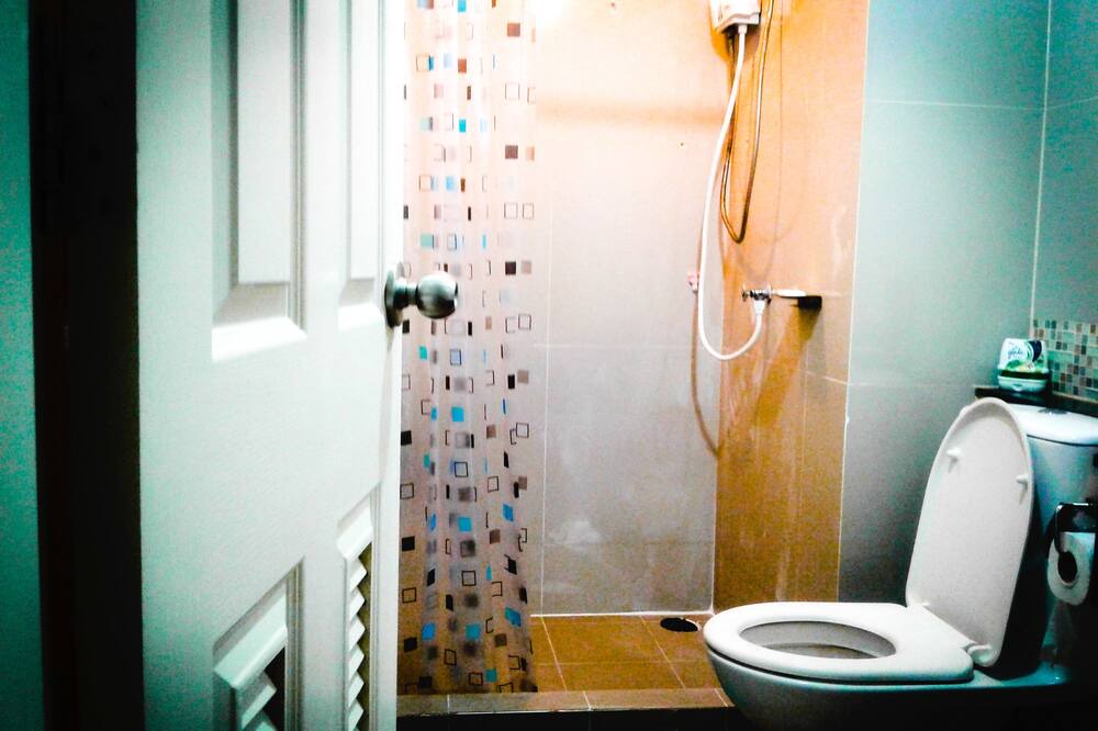 Photo of Bathroom in Khlong Chan