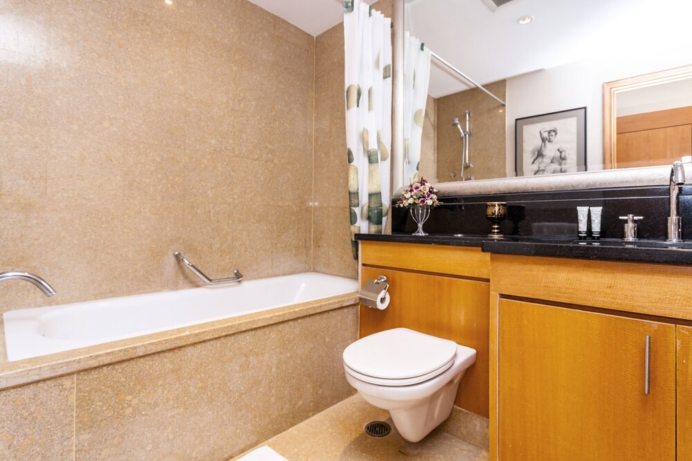 Photo of Bathroom in Yan Nawa