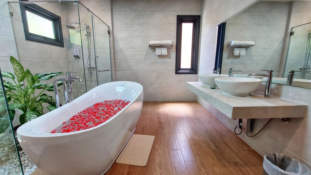Photo of Bathroom in Pa Klok