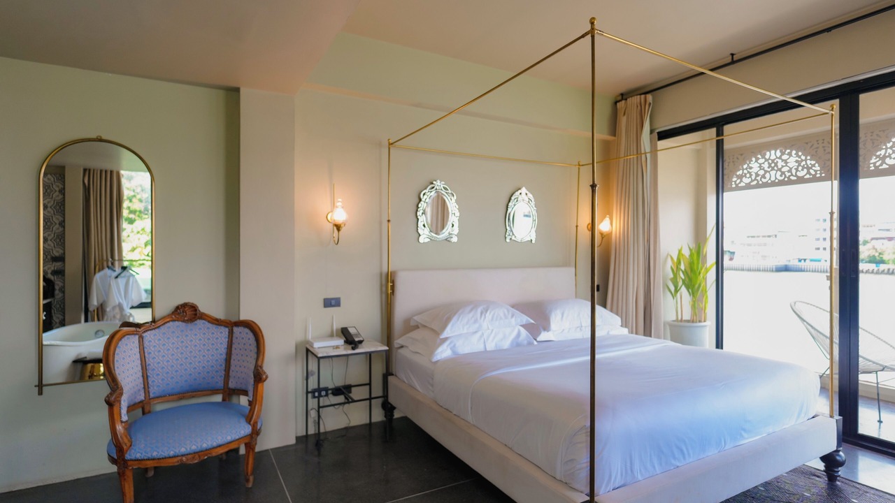 Photo of Bedroom in Khlong San