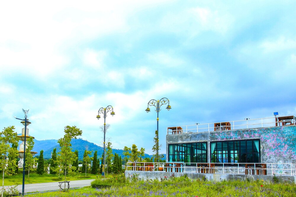 Photo of Outdoor in Phaya Yen