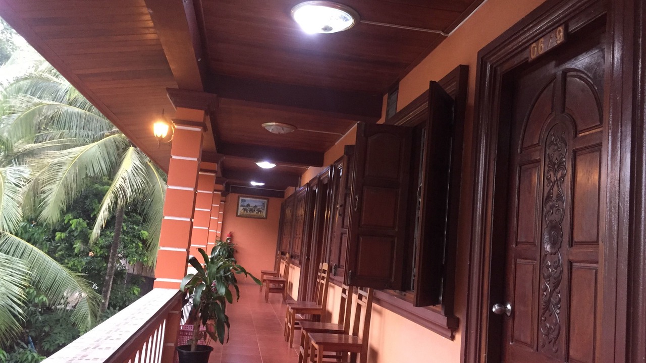 Photo of Patio Balcony in Pakbeng
