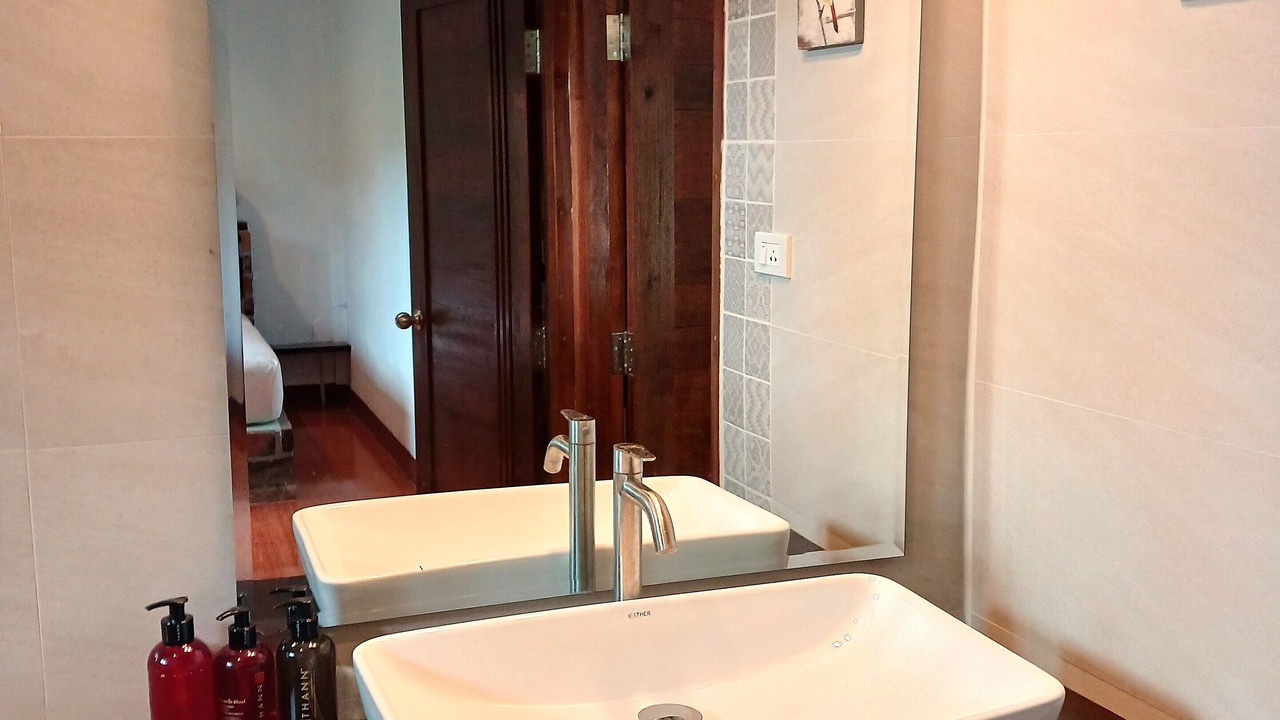 Photo of Bathroom in Ko Lanta