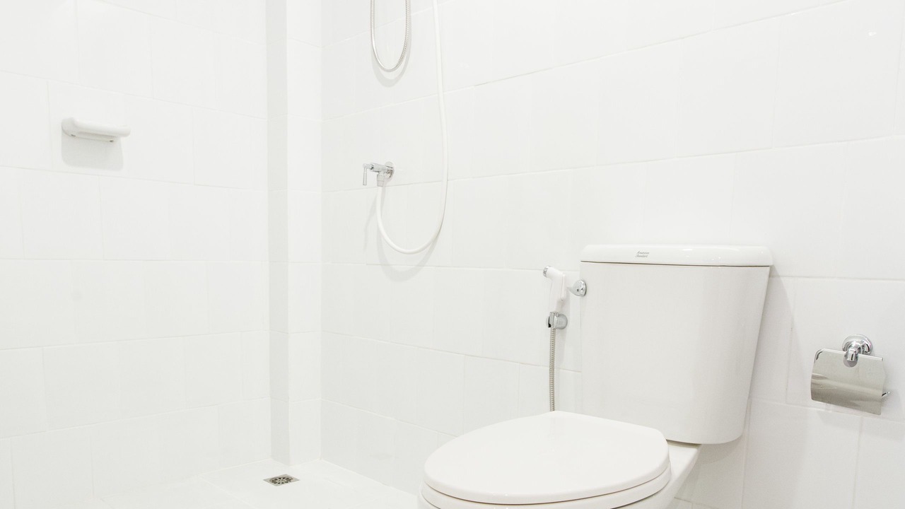 Photo of Bathroom in Maha Phruttharam