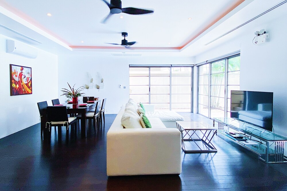 Photo of Livingroom in Cherngtalay
