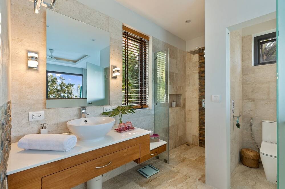Photo of Bathroom in Mae Nam