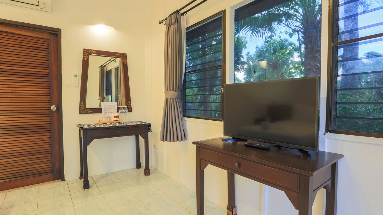 Photo of Bedroom in Ko Racha Yai