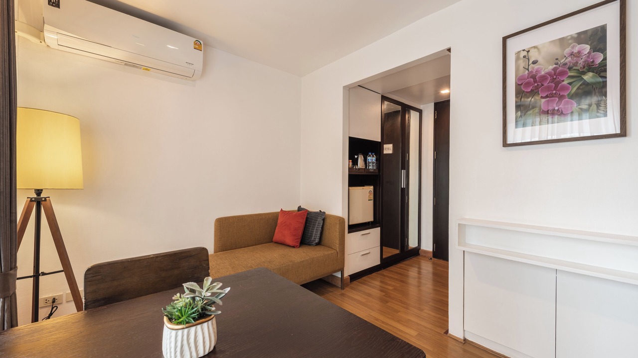 Photo of Bedroom in Phra Khanong Nuea