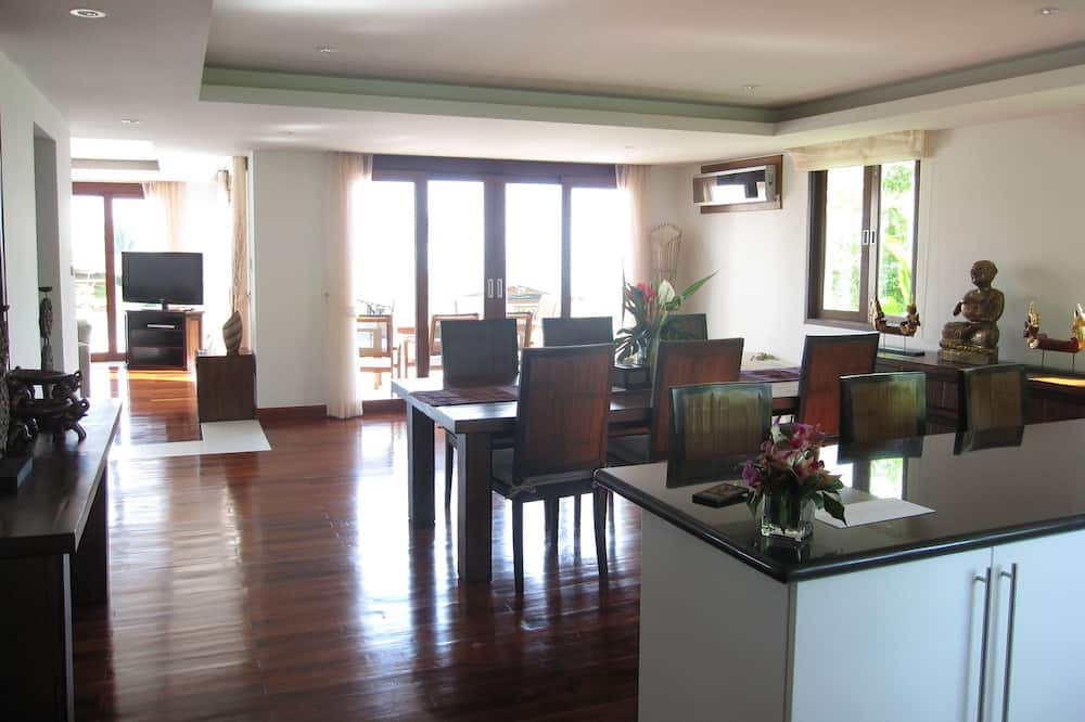 Photo of Livingroom in Maprao Island