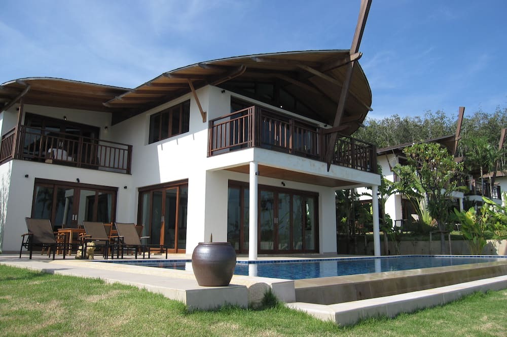 Photo of Outdoor in Maprao Island