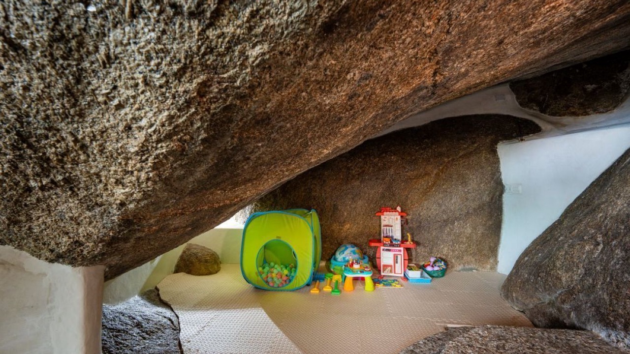 Photo of Bedroom in Maret
