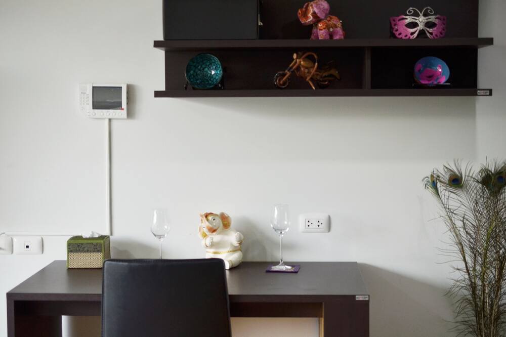 Photo of Bedroom in Phra Khanong Nuea