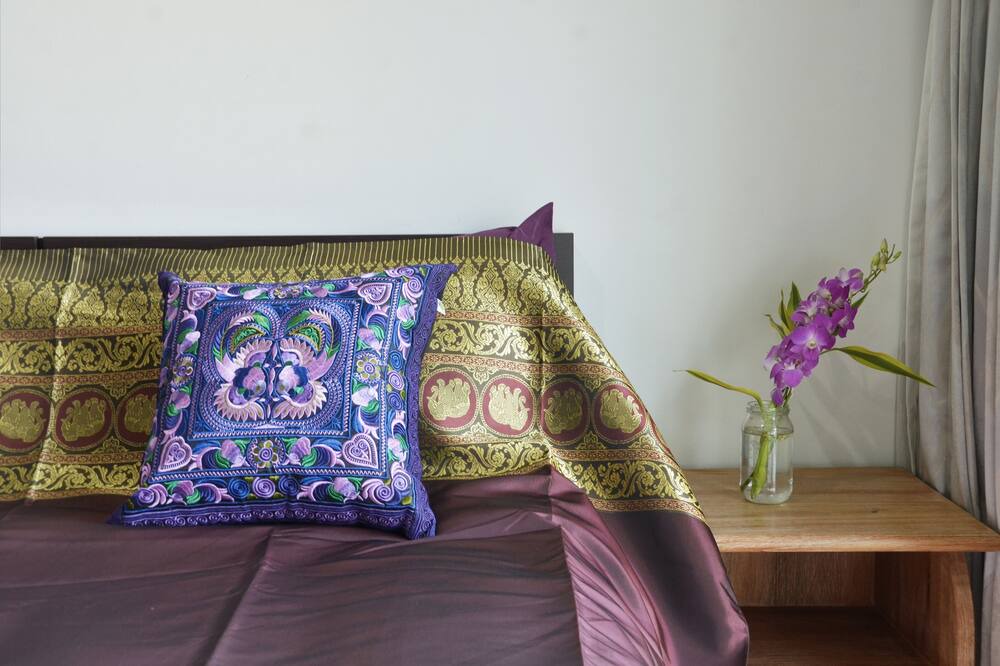 Photo of Bedroom in Phra Khanong Nuea