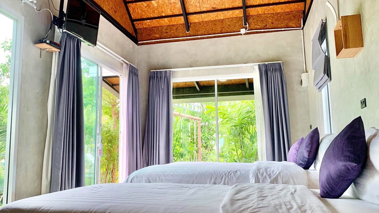 Photo of Bedroom in Ko Kaeo