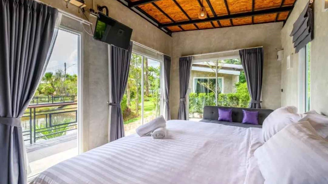 Photo of Bedroom in Ko Kaeo