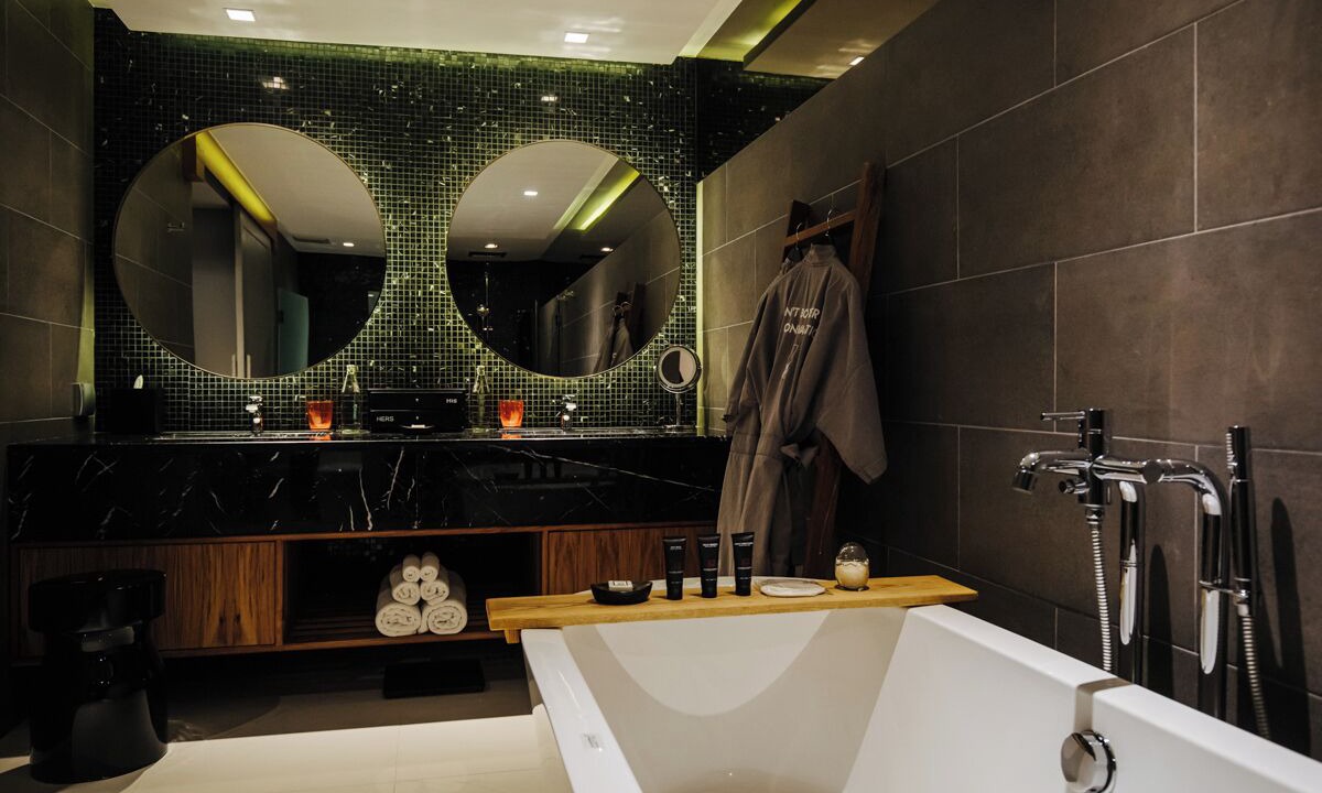 Photo of Bathroom in Wat Ket