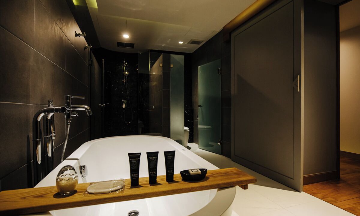Photo of Bathroom in Wat Ket