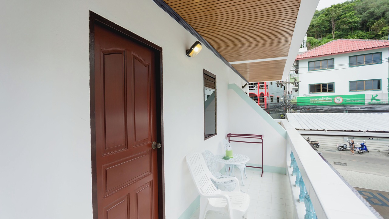 Photo of Patio Balcony in Nanai Road