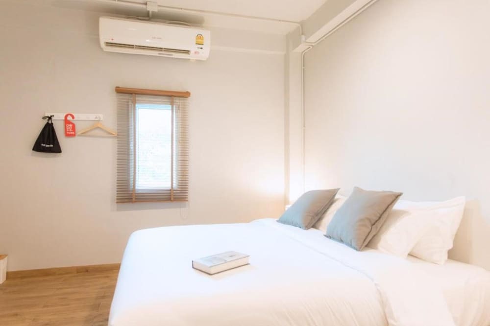 Photo of Bedroom in Arun Amarin