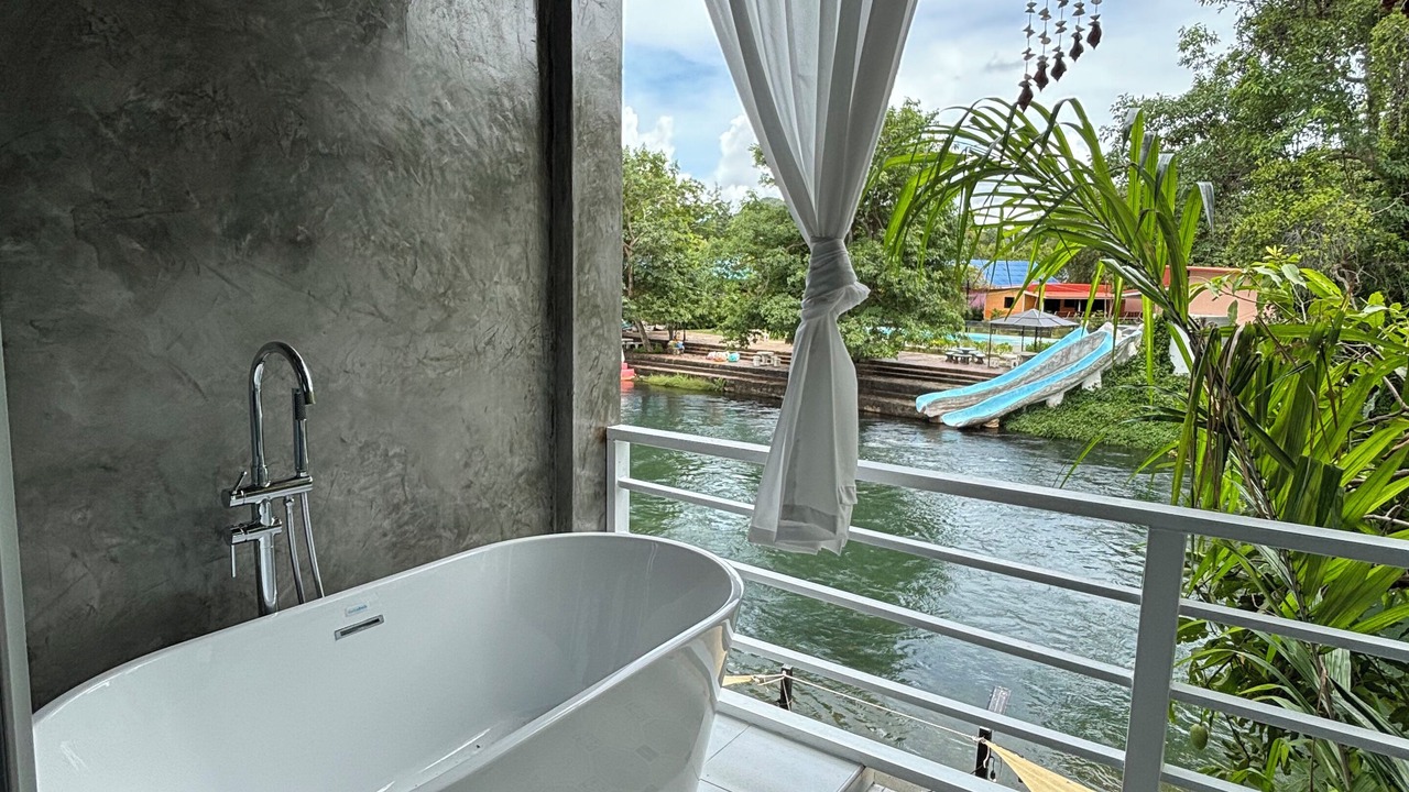 Photo of Patio Balcony in Song Phi Nong